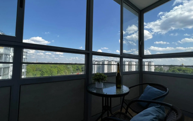 Морской Фасад на улице Одоевского