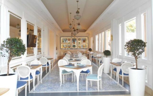 Noor Hotel