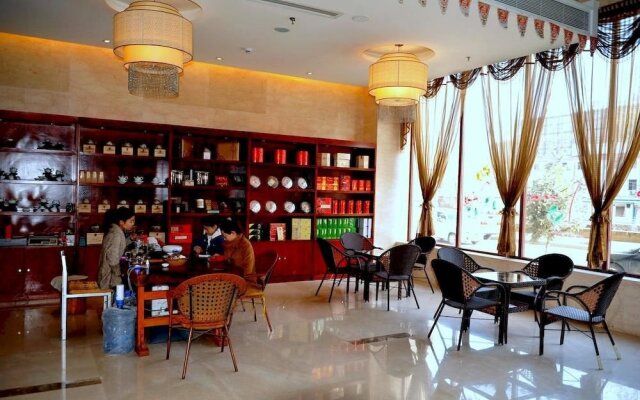 Yanan Rootlots Hotel