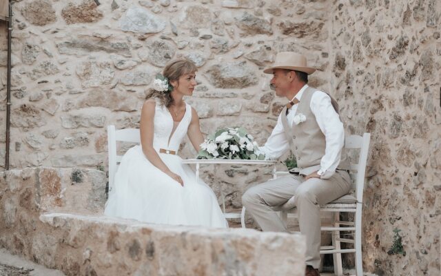 The Aegean blue country house Old Milos