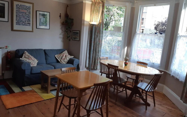 Acorn Guest House