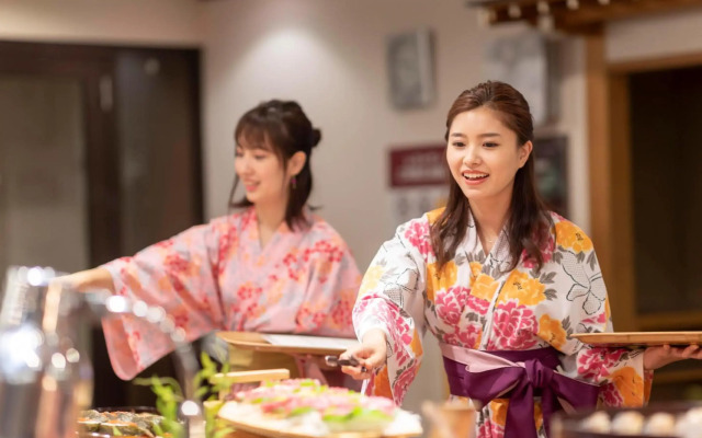Ooedo Onsen Monogatari Premium Yamanaka Grand Hotel