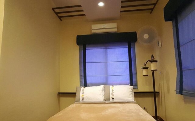 Mactan Breeze - Airport Bed and Breakfast