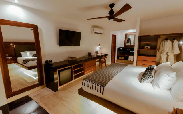 Casa del Jaguar Beach Hotel