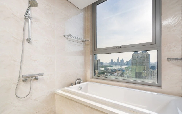 Landmark Plus Luxury - Vinhome Central