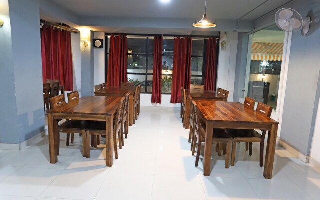 Capital 0 18693 Hotel Levanti