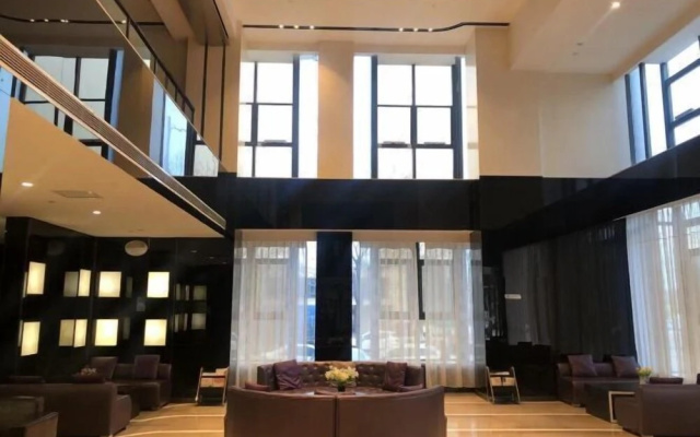 Ruimanda Hotel (Jiaozhou Railway Station) – Lobby – Qingdao