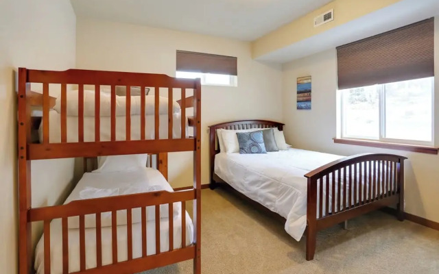 Alluring Manson Lakeside Condo w/ Shared Pool!