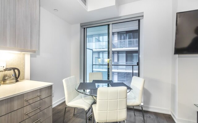 Toronto Furnished Living College Street Elevate Rooms.