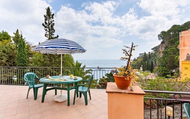 Mazzarò Apartment with Terrace and Seaview