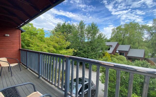 17 Chisholm Crescent