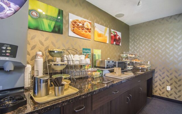 Prestige Riverside Lodge