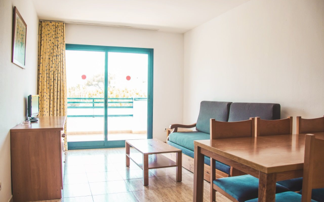 Pins Platja Apartments