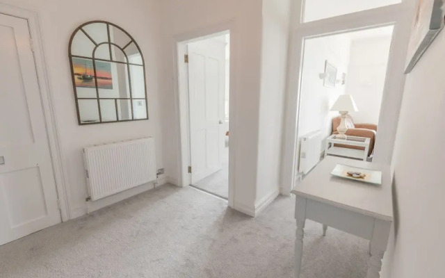 Pier View Apartment at Beach House