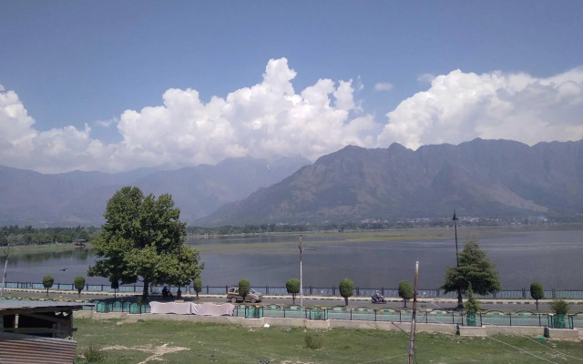Foreshore Resorts