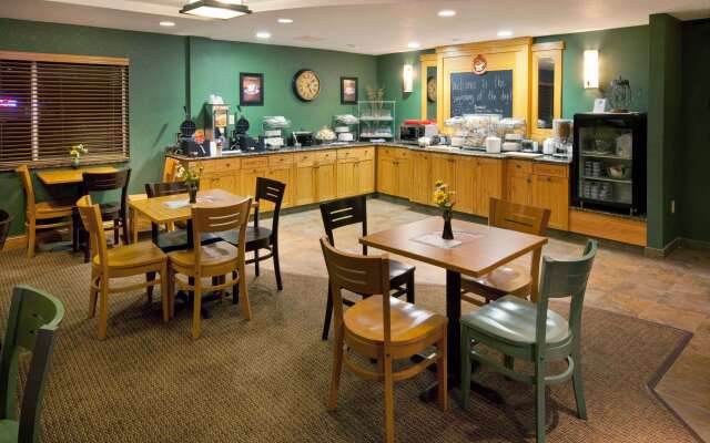 AmericInn by Wyndham Anamosa