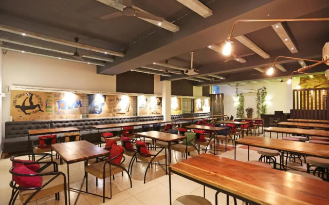 Hotel Hill View by OYO Rooms