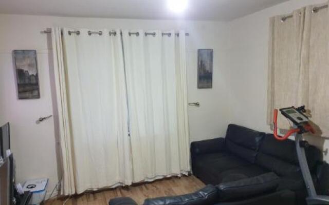 Splendid 4Bedrooms shared Home