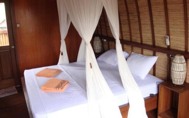 Mango Dive & Bungalow
