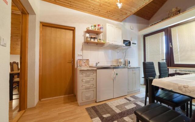 Apartment Luketić