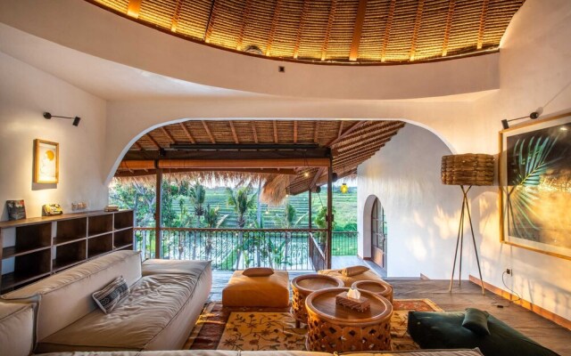 Architectural Masterpiece Villas Complex 15 BR Canggu w staff