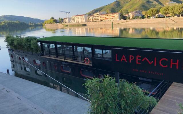 LA PENICHE - Bed And Bicycle - Tournon