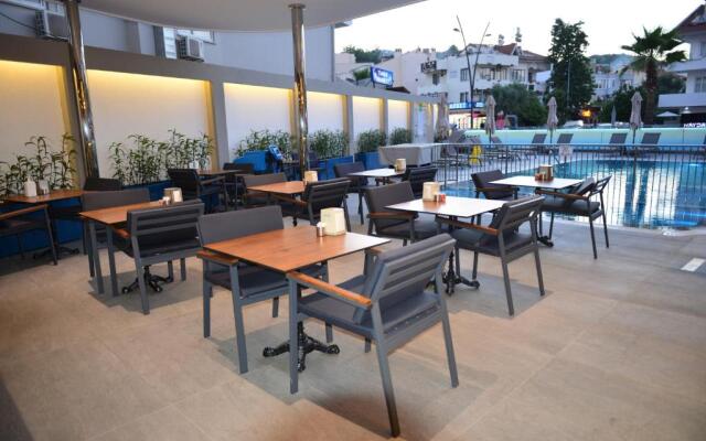 Oasis Otel