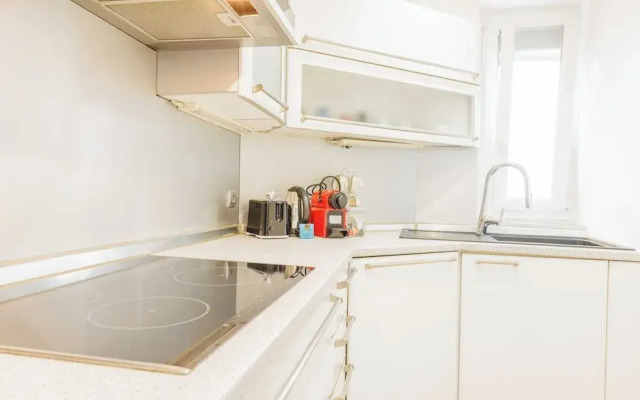 Apartment for 4 People in Saint-mande