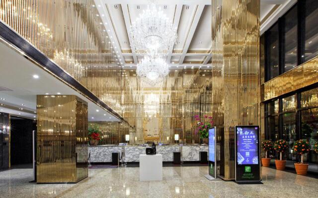 Crowne Plaza Shanghai Jinshan Hotel