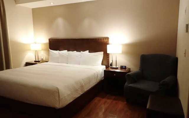 Days Inn & Suites by Wyndham Fort Saskatchewan