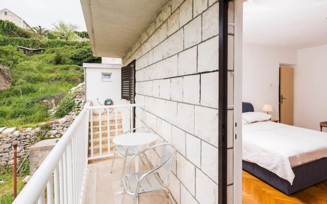 Apartments Marija Brac