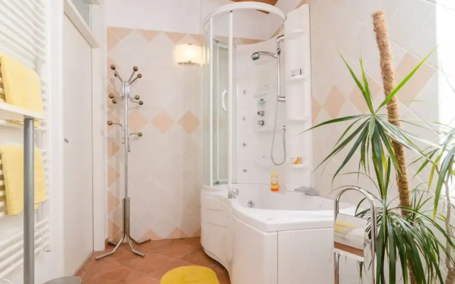 Holiday Home Gemma - Four Bedroom Holiday Home With Terrace and Swimming Pool