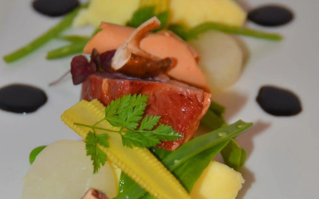 Fletcher Familiehotel De Hunzebergen