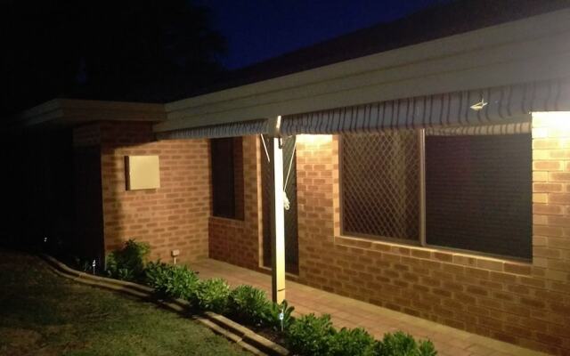 The Quiet Family Getaway In Bassendean