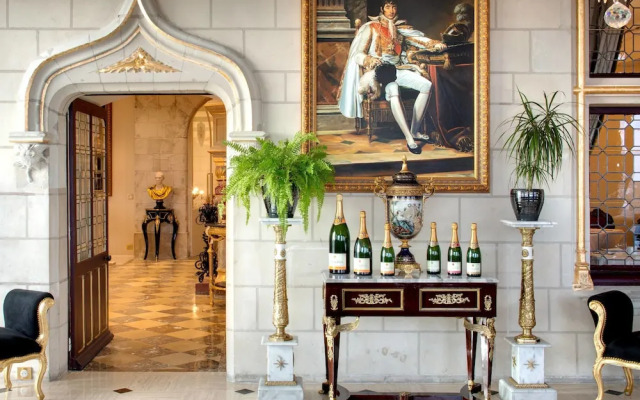 Château Le Prieuré - La Maison Younan