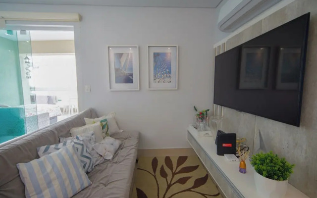 Apto pet Friendly c Churrasqueira a 100m da Praia