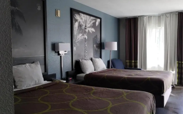 Super 8 Dania/fort Lauderdale