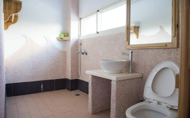 Country Lane Hostel