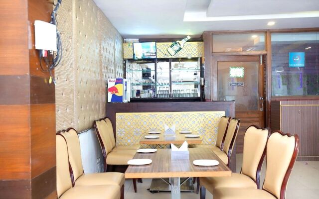 OYO 18540 Hotel Lemon And Chilli