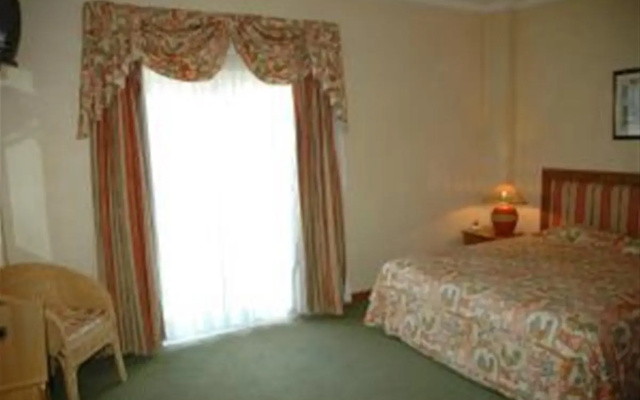 Upon Vila Hotel