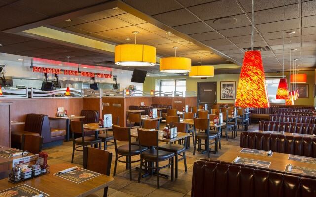 Travelodge Hotel at LAX