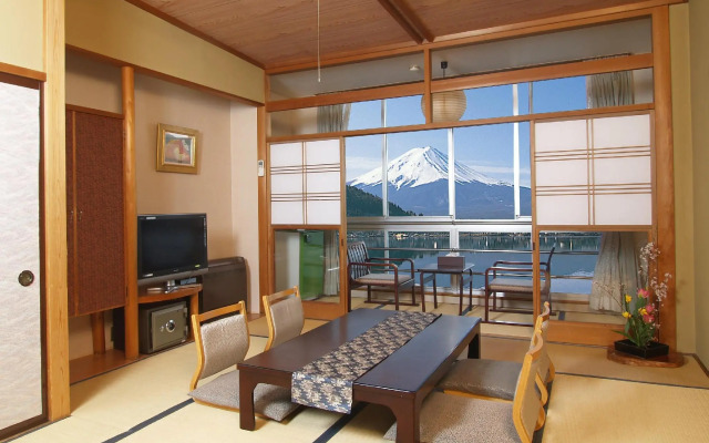 Kawaguchiko Hotel New Century