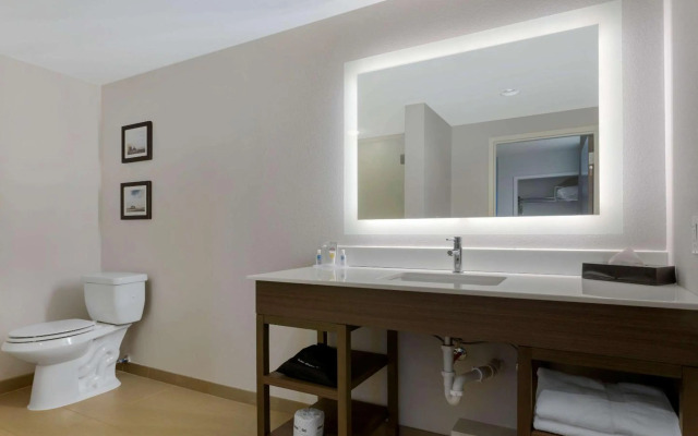 Comfort Inn