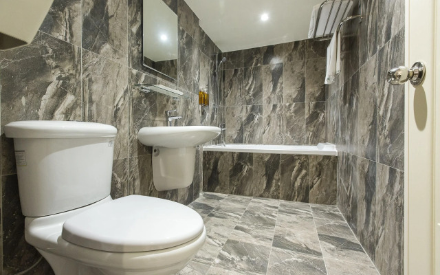 The Young Hotel Taoyuan