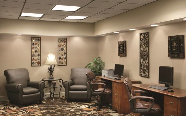 Radisson Hotel Louisville North