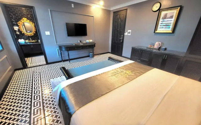 YO Hotel