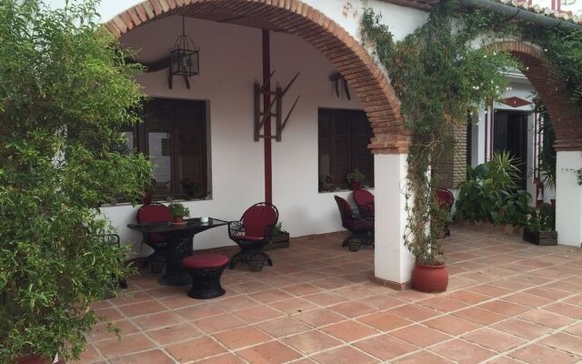 Cortijo Carrillo Bed & Breakfast