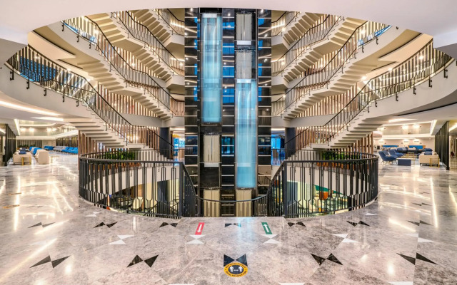 Arnor De Luxe Hotel