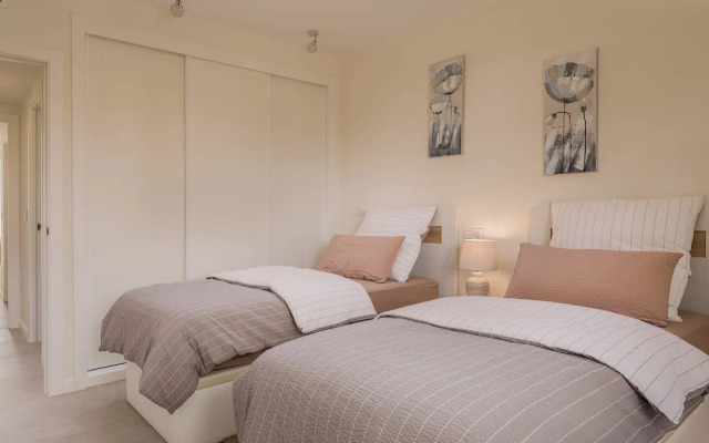 El Sarmiento Beach Apartment