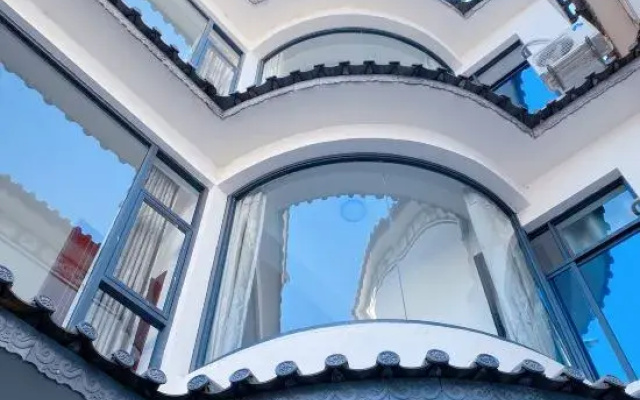 Er Su (Dali Store)